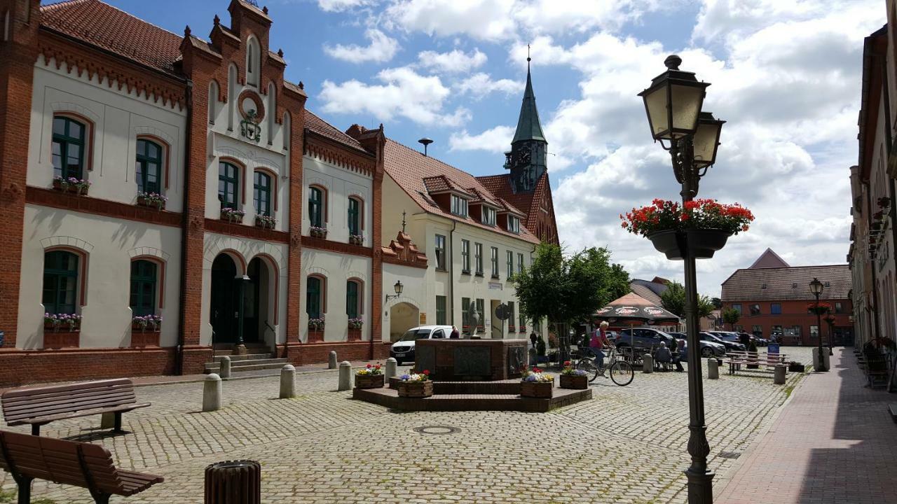Uns Luett Hus Villa Krakow am See Exterior foto